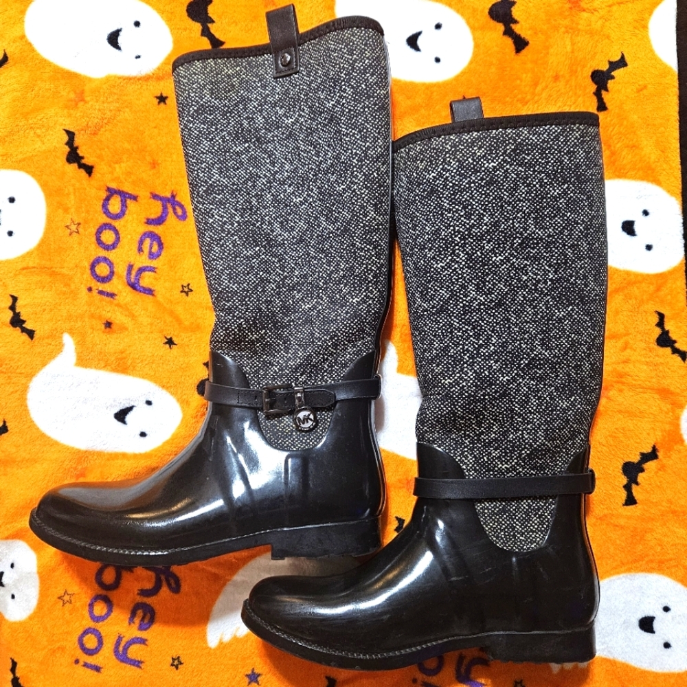 Michael Kors Charm Stretch Rainboots - Black/White